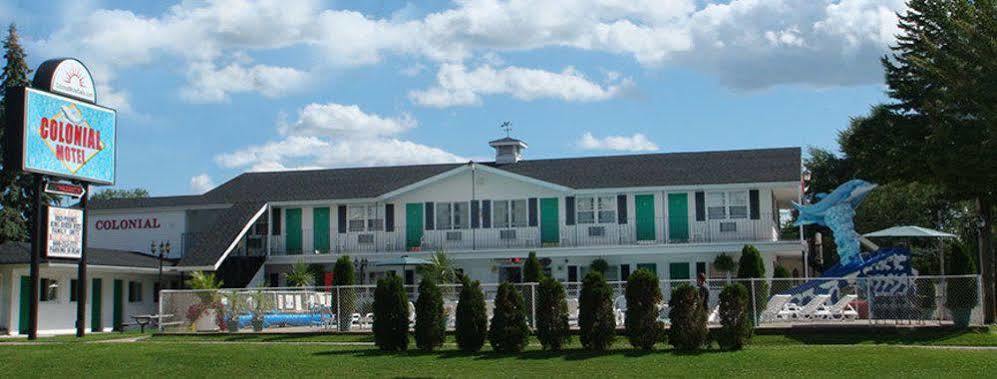 Colonial Motel 威斯康星戴尔 外观 照片